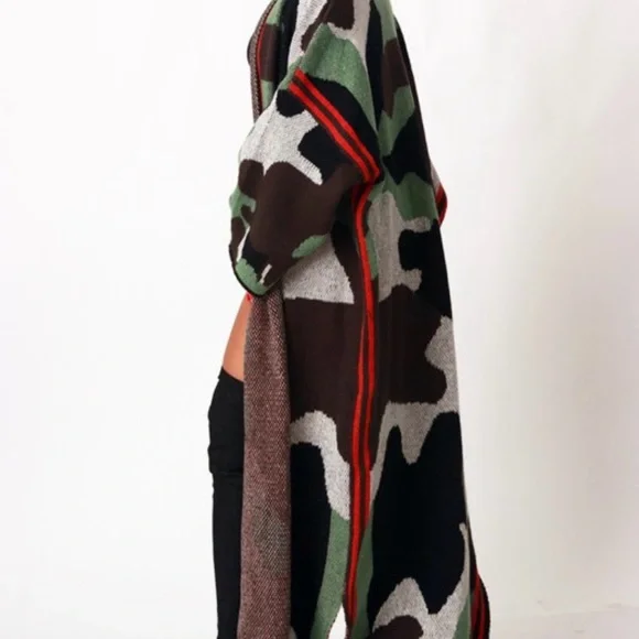 Women's Camouflage Open Front Cardigan - Picture 2 of 3